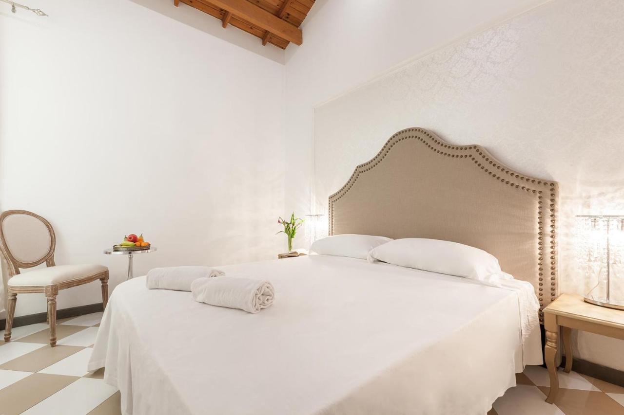 San Giacomo Rooms Кальяри Экстерьер фото